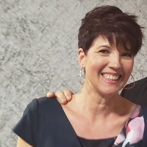 Meet your Posher, Kari